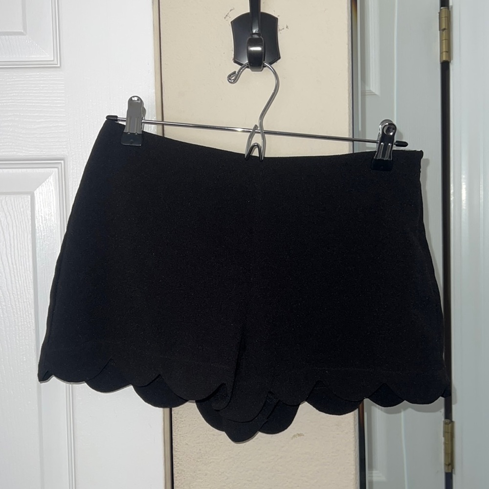 Scalloped shorts